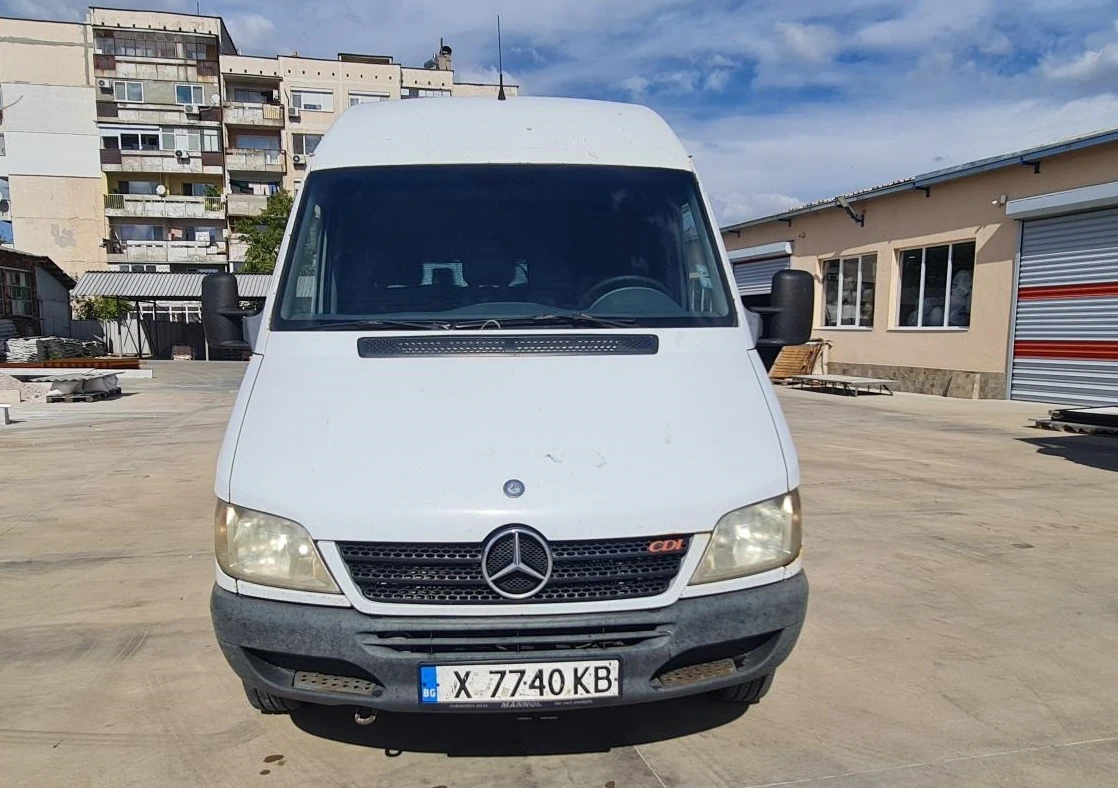 Mercedes-Benz Sprinter 413 cdi Двойна Гума, снимка 2 - Бусове и автобуси - 56273518