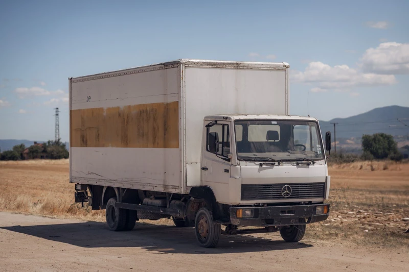 Mercedes-Benz 814 НА ЧАСТИ, снимка 2 - Камиони - 51289180