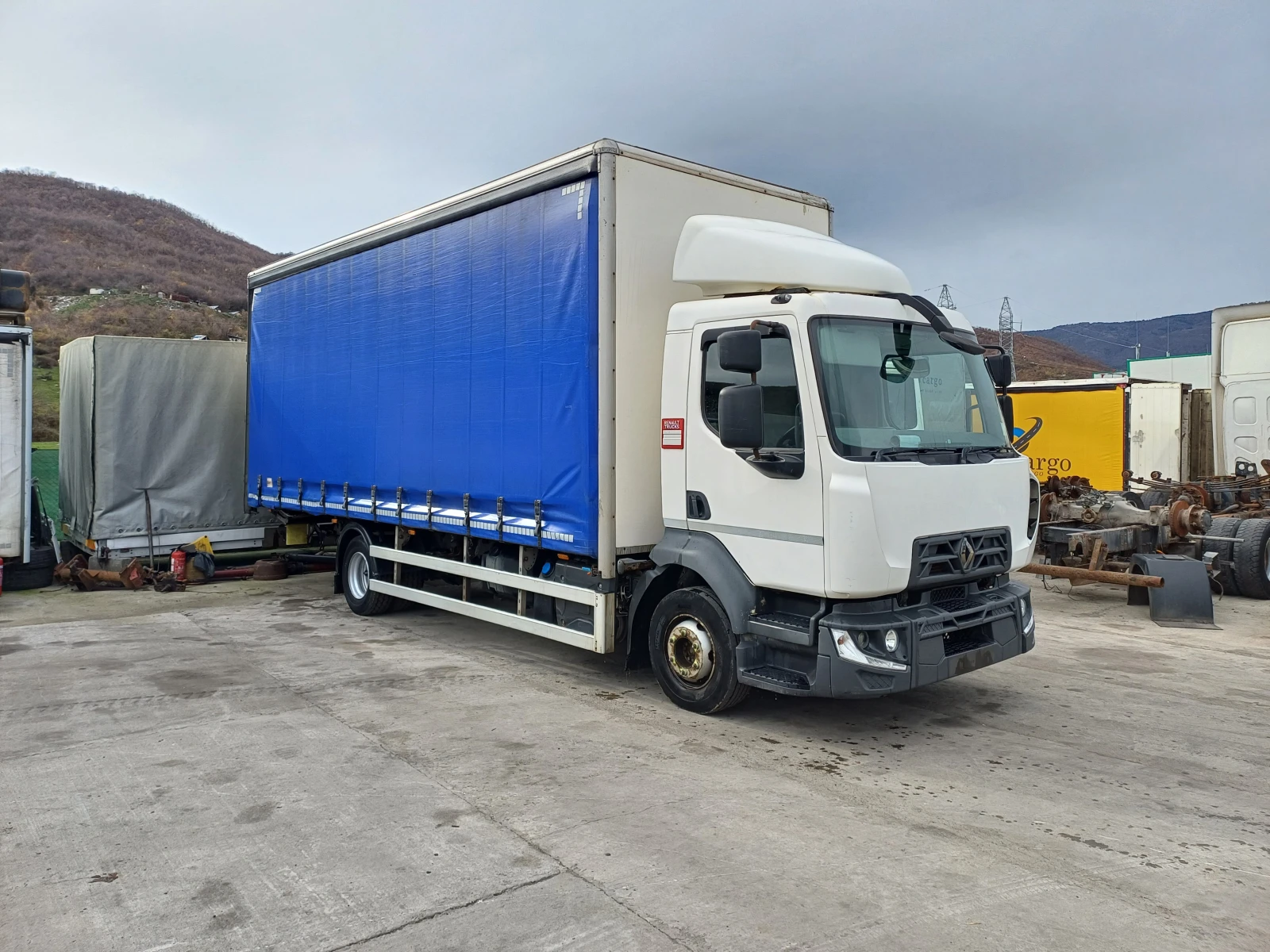 Renault D 6   | Mobile.bg   1