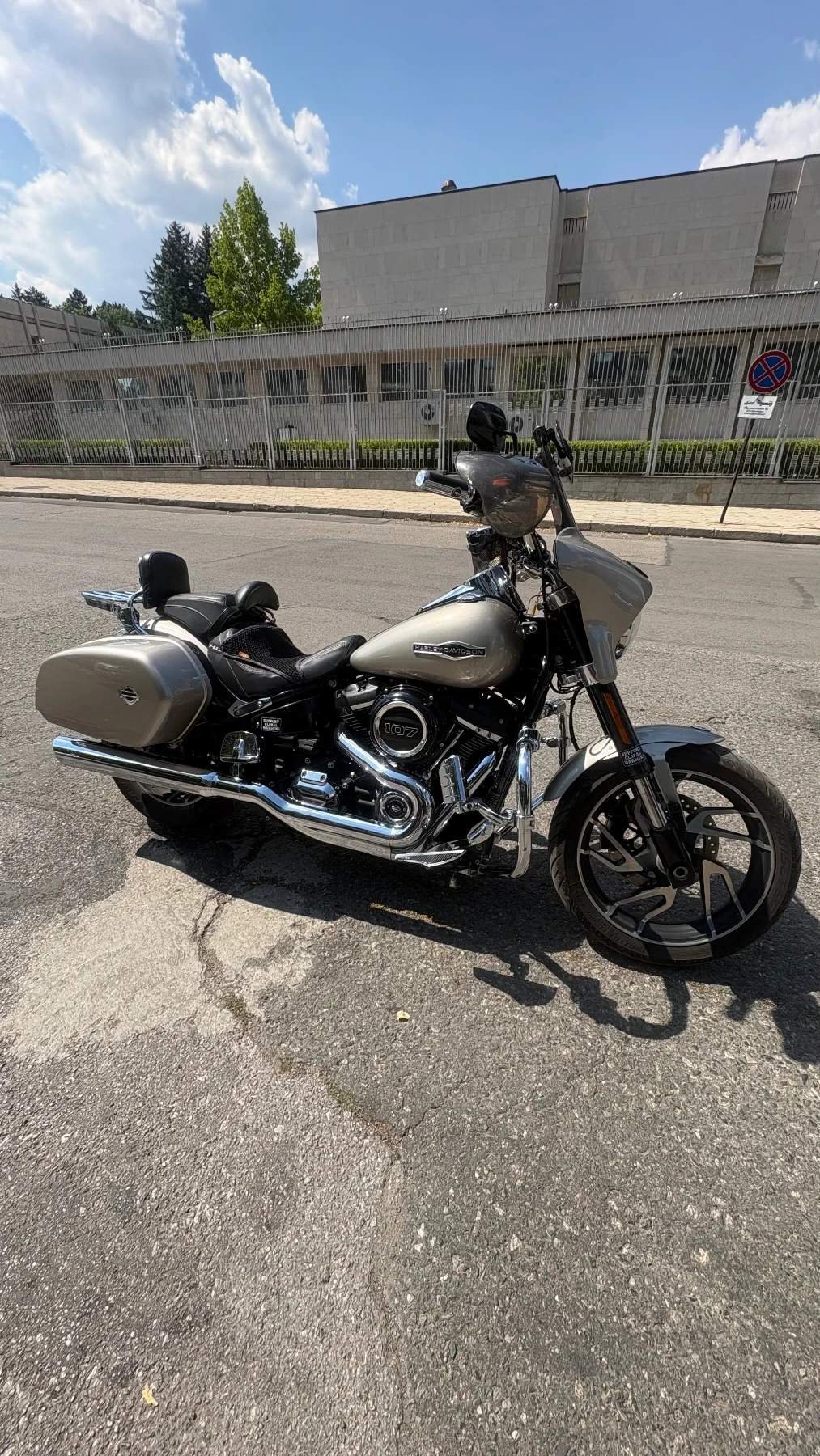 Harley-Davidson Low Rider S Harley Davidson Sport Glide FLSB