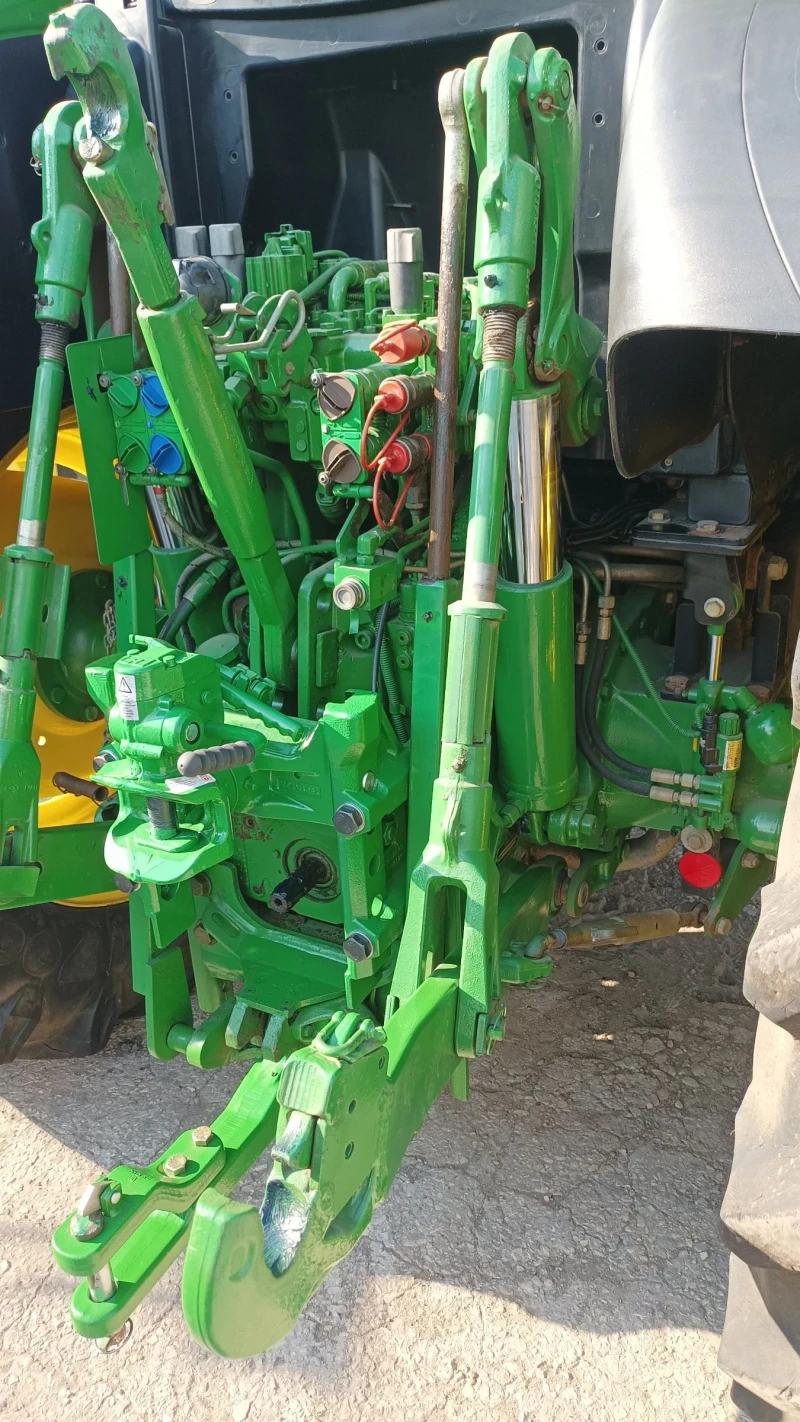 Трактор John Deere 6130R, снимка 11 - Селскостопанска техника - 44610812