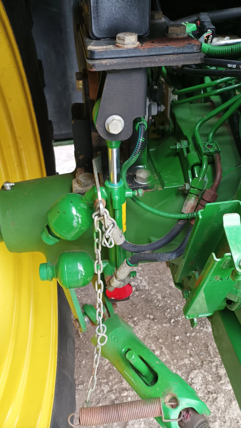 Трактор John Deere 6130R, снимка 8 - Селскостопанска техника - 44610812