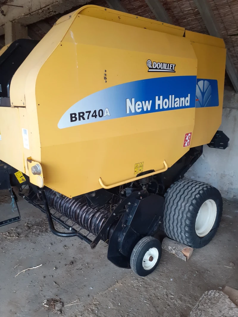 Балировачка New Holland BR740A, снимка 2 - Селскостопанска техника - 52729026