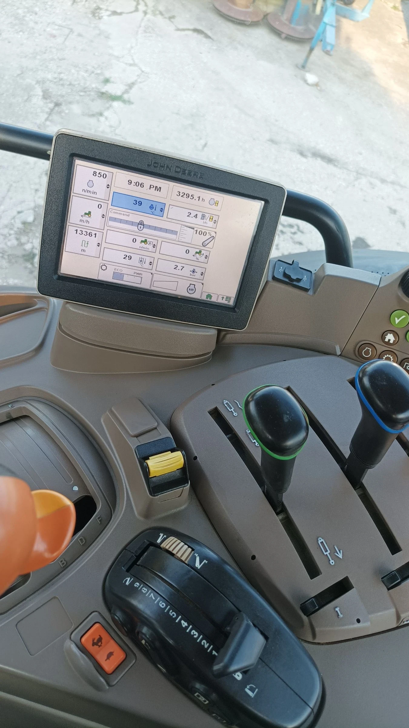  John Deere 6130R | Mobile.bg   14