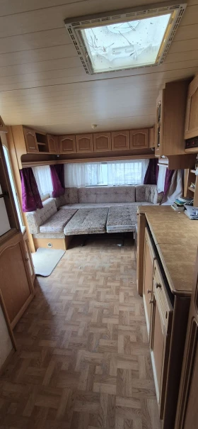  Knaus | Mobile.bg    7