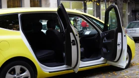 Opel Zafira Opel Zafira tourer 1.6 МЕТАН+ БЕНЗИН+ ГАЗ, снимка 2