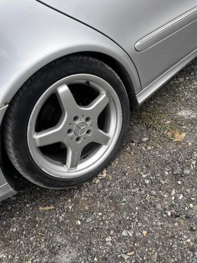 Mercedes-Benz E 320 3.2 204к.с 2004г Кожен Салон AMG джанти, снимка 7