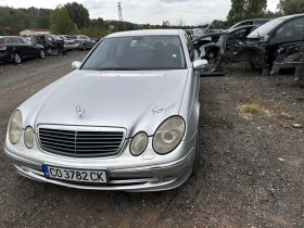 Mercedes-Benz E 320 3.2 204к.с 2004г Кожен Салон AMG джанти, снимка 2