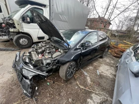 Toyota Corolla Hybrid Executive - на части или цяла !!, снимка 3