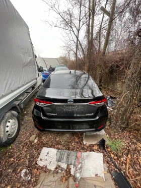 Toyota Corolla Hybrid Executive - на части или цяла !!, снимка 11