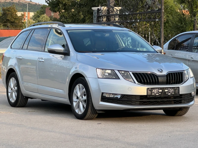 Skoda Octavia 1.6TDI, снимка 5 - Автомобили и джипове - 48090018