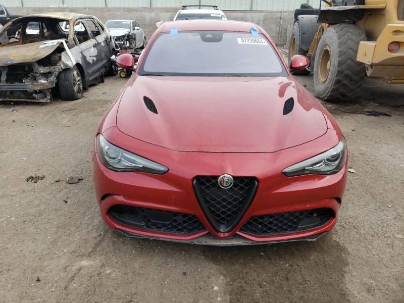 Alfa Romeo Giulia QUADRIFOGLIO| СЕРВИЗНА ИСТОРИЯ, снимка 5 - Автомобили и джипове - 49457402