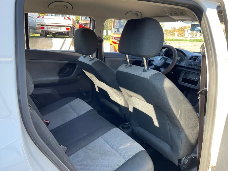 Skoda Fabia Климатик много добро състояние , снимка 9 - Автомобили и джипове - 52393743