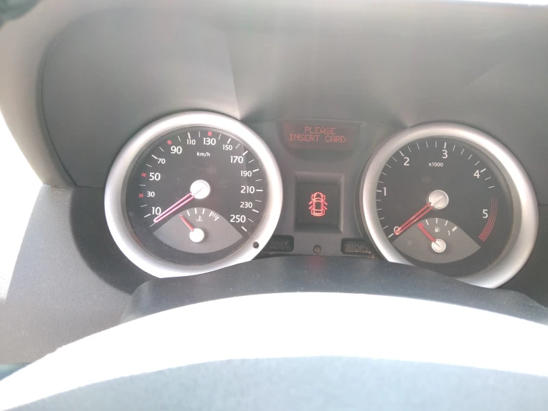 Renault Megane, снимка 8 - Автомобили и джипове - 52675436