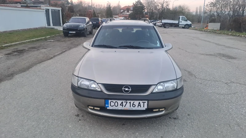 Opel Vectra 2.0 - DTI. БЕЗ РЪЖДА!!!, снимка 9 - Автомобили и джипове - 52684385
