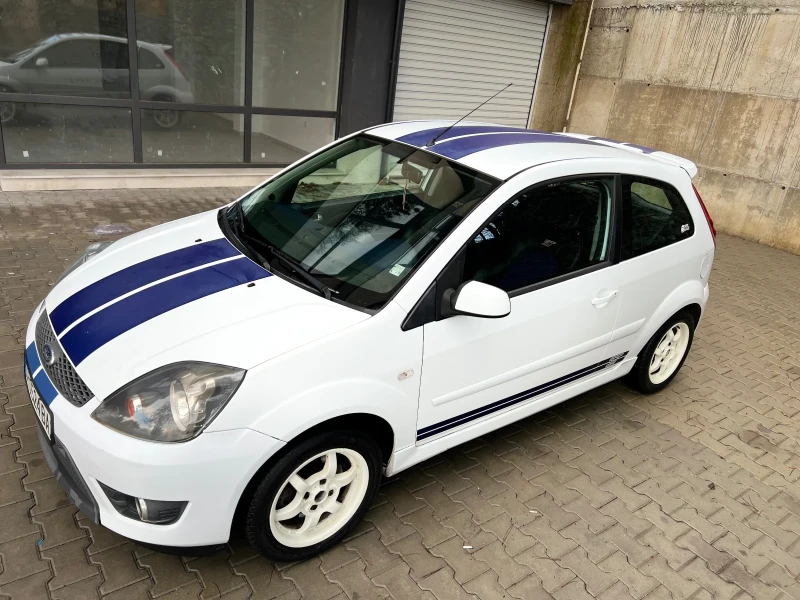 Ford Fiesta, снимка 9 - Автомобили и джипове - 53402918