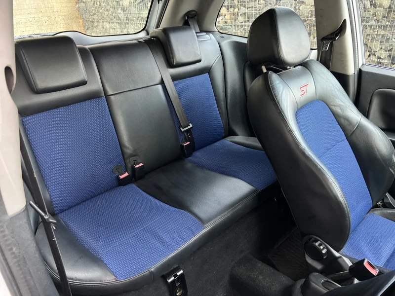 Ford Fiesta, снимка 13 - Автомобили и джипове - 53402918