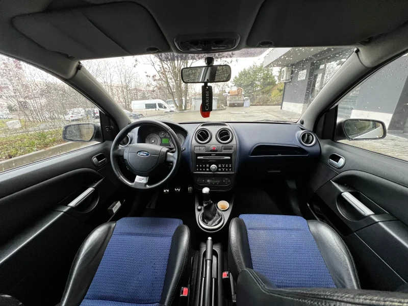 Ford Fiesta, снимка 12 - Автомобили и джипове - 53402918