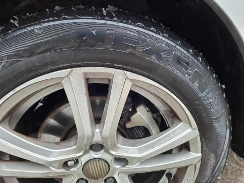 Toyota Avensis ДесенВолан, снимка 13 - Автомобили и джипове - 53492897