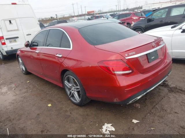 Mercedes-Benz E 300, снимка 5 - Автомобили и джипове - 48724972