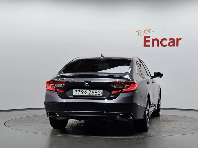 Honda Accord 2.0 Turbo Sports, снимка 4 - Автомобили и джипове - 55738983