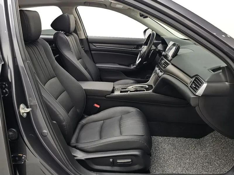 Honda Accord 2.0 Turbo Sports, снимка 11 - Автомобили и джипове - 55738983