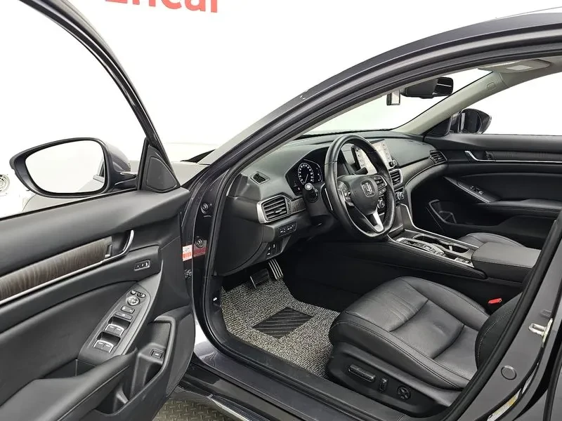 Honda Accord 2.0 Turbo Sports, снимка 10 - Автомобили и джипове - 55738983