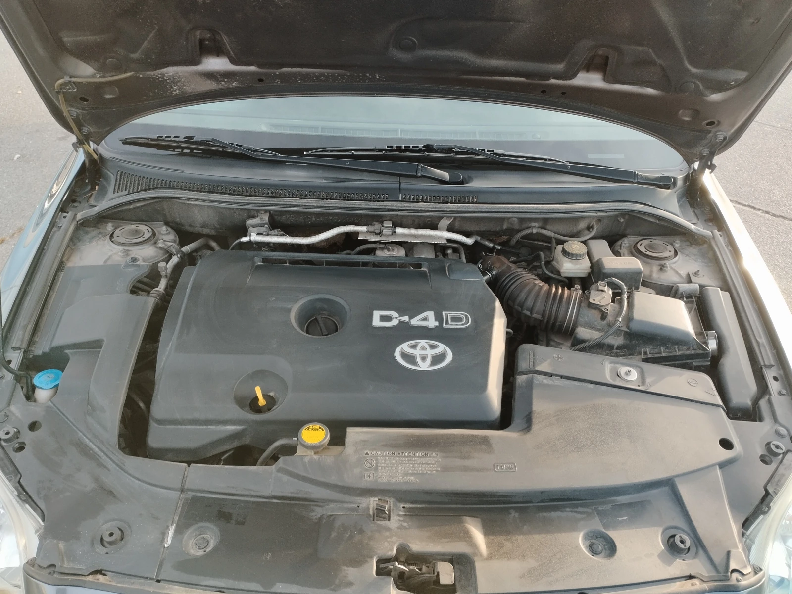 Toyota Avensis 2.0 D - 4D 126 PS Fase - изображение 6