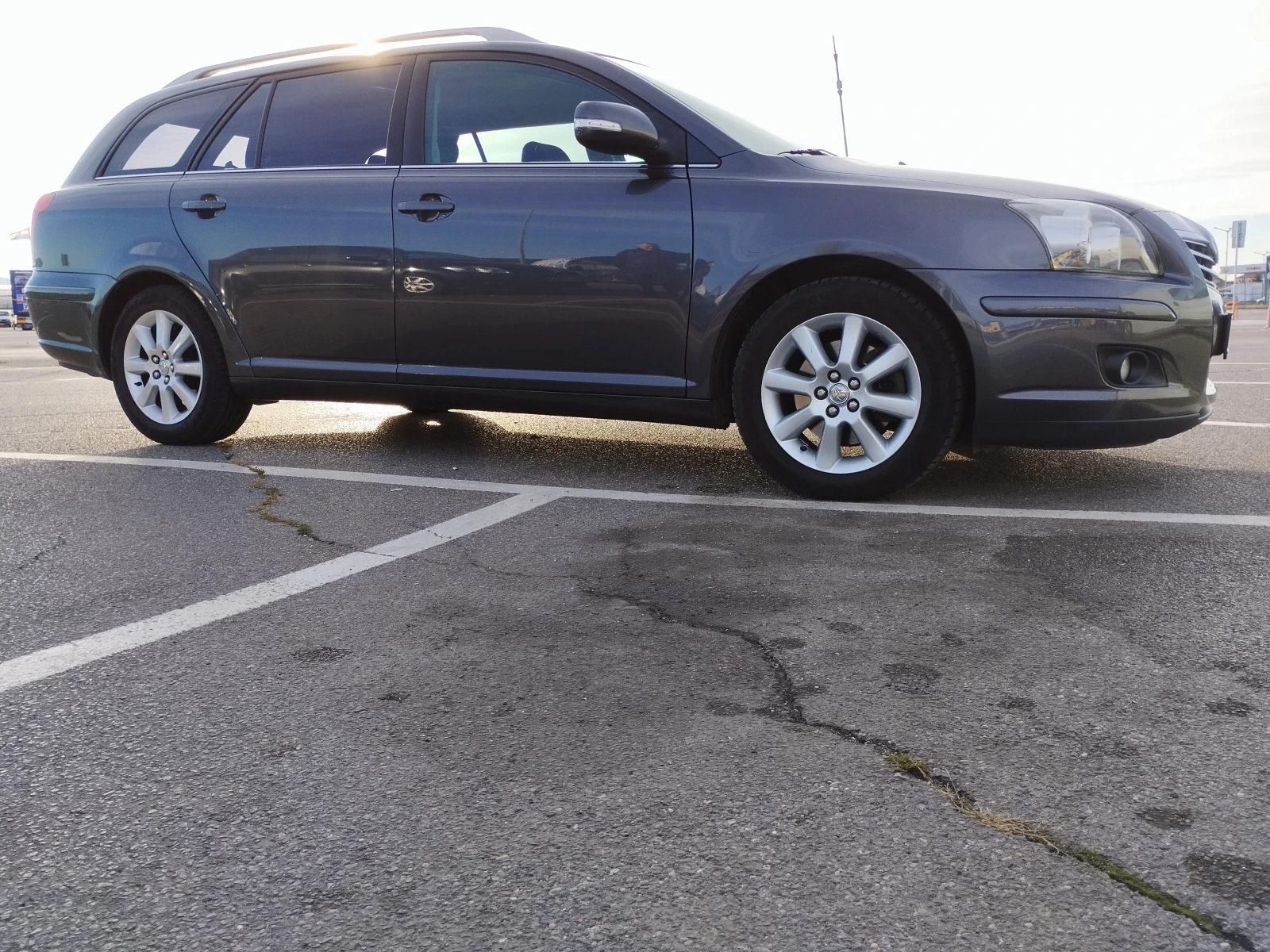 Toyota Avensis 2.0 D - 4D 126 PS Fase - изображение 10