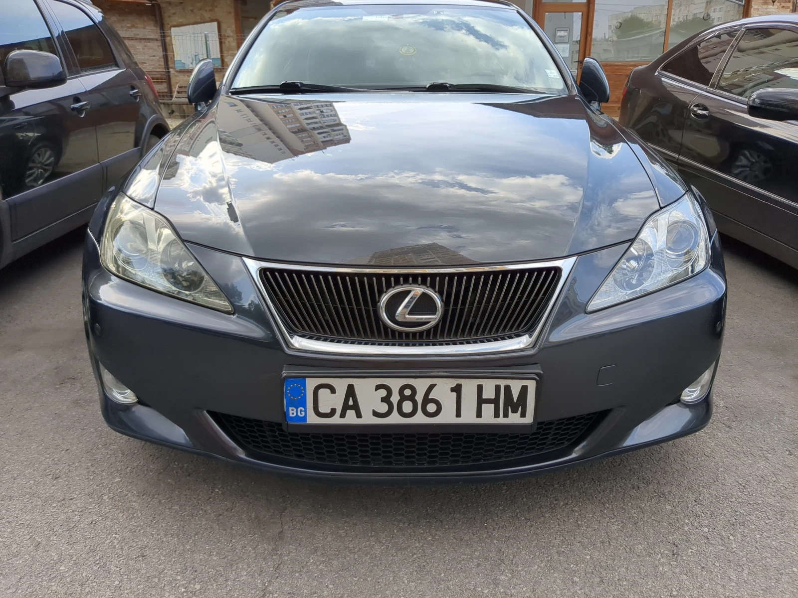 Lexus IS 220d  - изображение 3