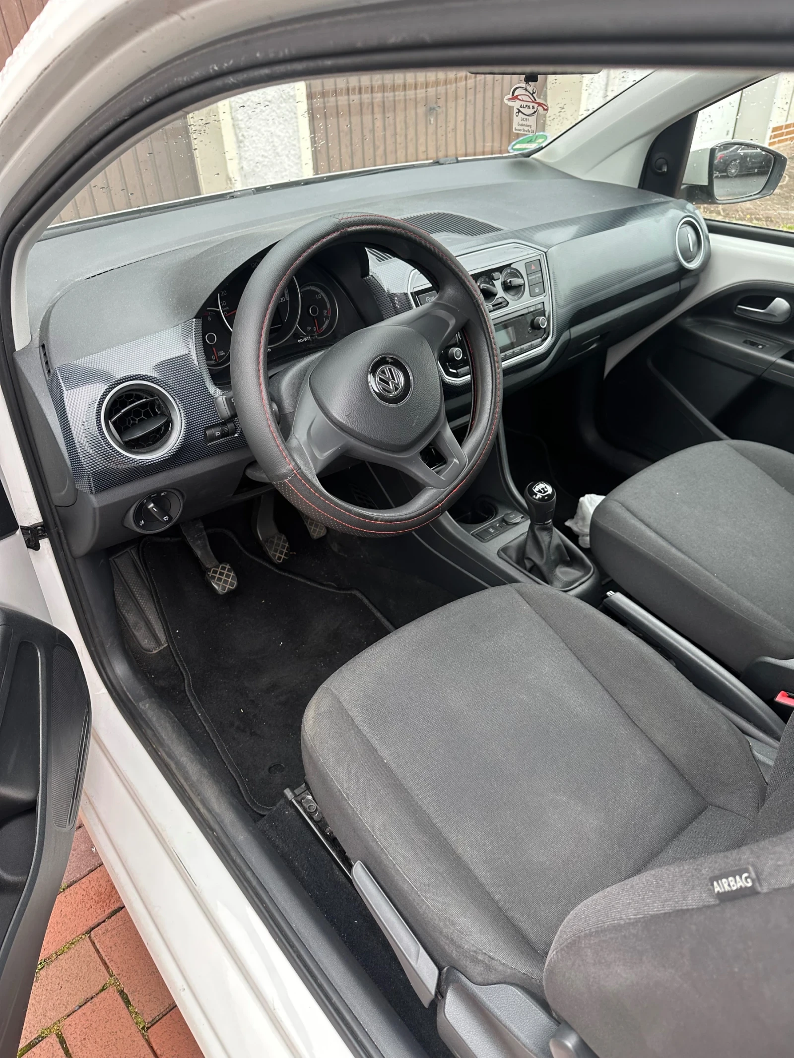 VW Up  - изображение 8