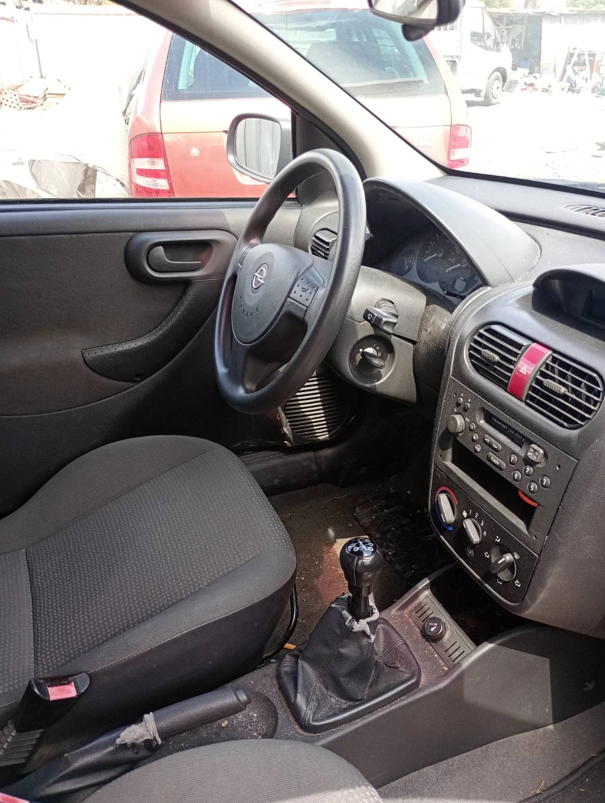 Opel Corsa 1.2 - изображение 5