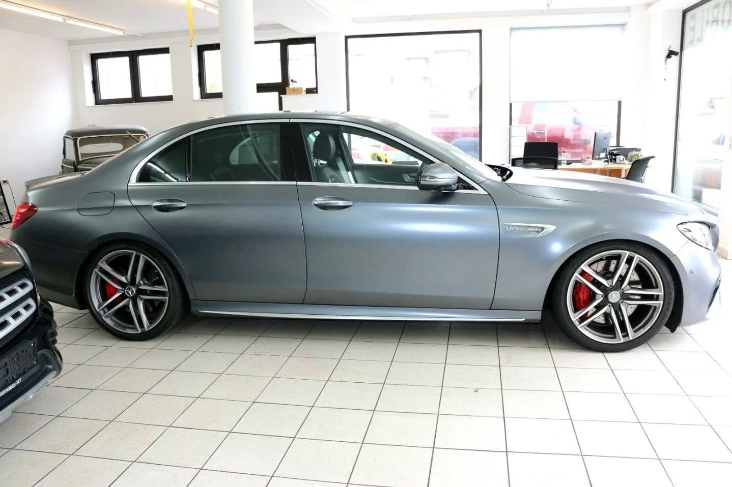 Mercedes-Benz E 63 AMG S 4MATIC ОЧАКВАН ВНОС MEGA FULL ЛИЗИНГ 100%  - изображение 5