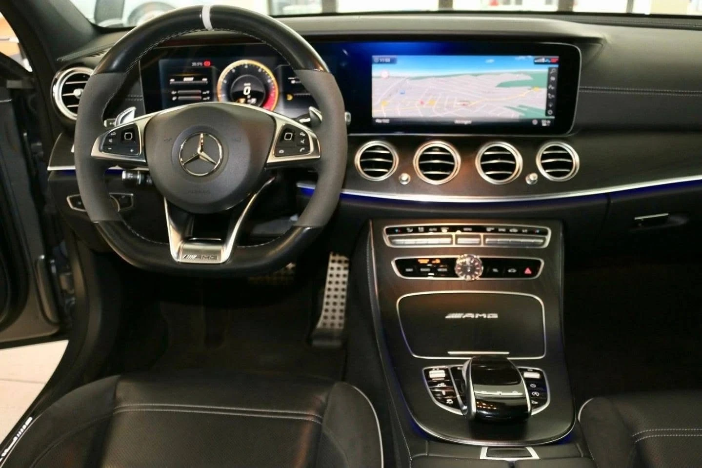 Mercedes-Benz E 63 AMG S 4MATIC ОЧАКВАН ВНОС MEGA FULL ЛИЗИНГ 100%  - изображение 9