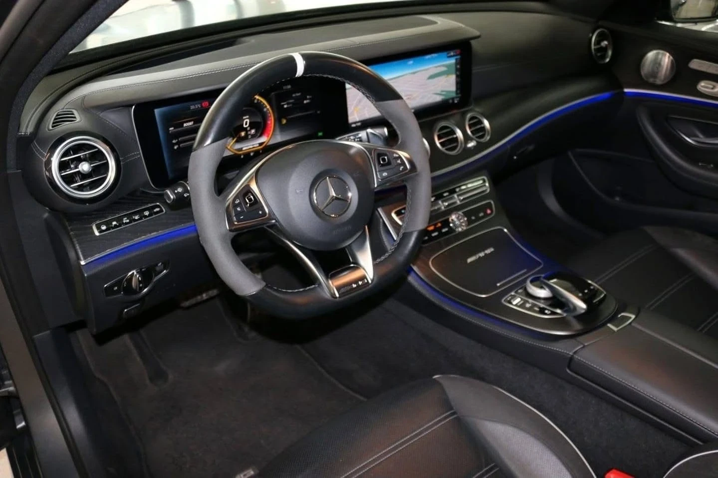 Mercedes-Benz E 63 AMG S 4MATIC ОЧАКВАН ВНОС MEGA FULL ЛИЗИНГ 100%  - изображение 8
