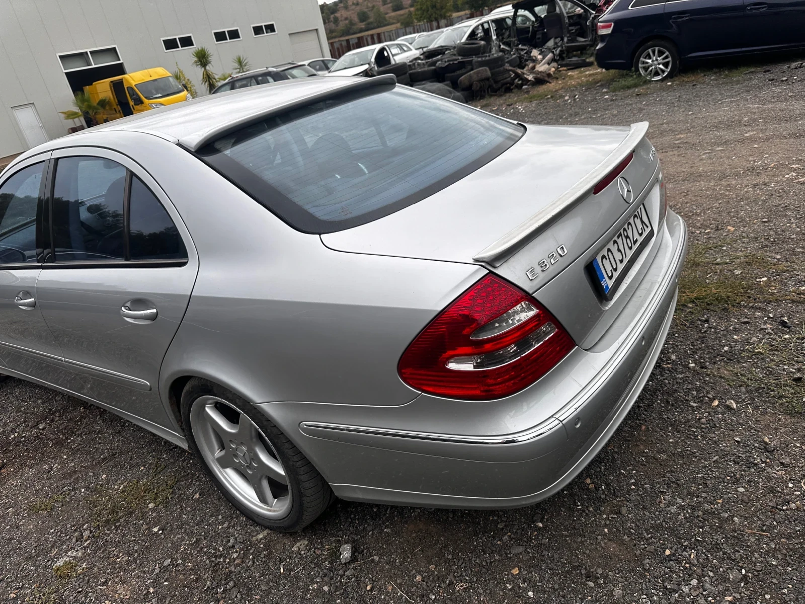 Mercedes-Benz E 320 3.2 204к.с 2004г Кожен Салон AMG джанти - изображение 6