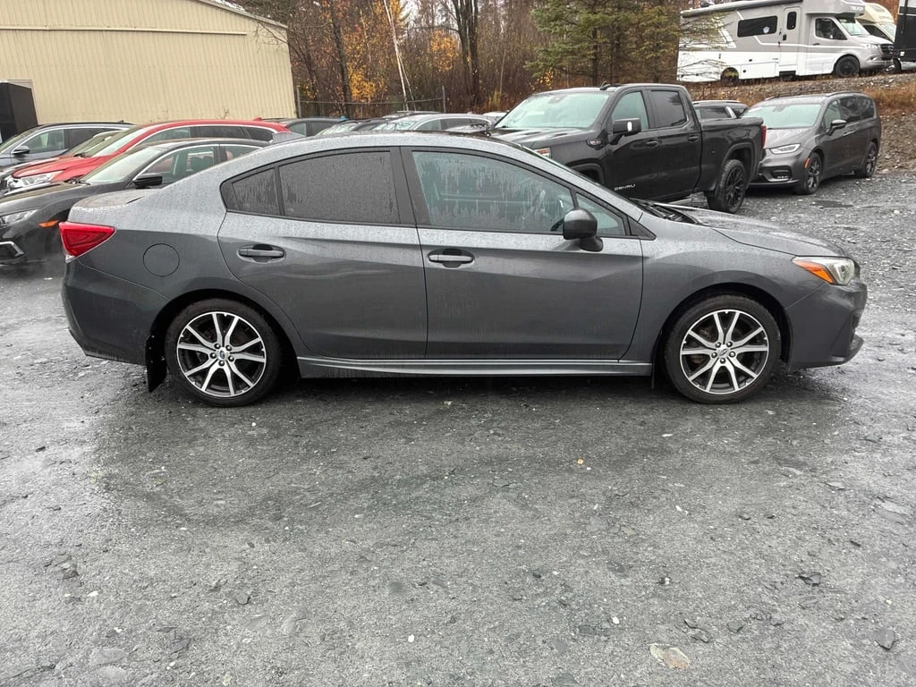 Subaru Impreza * Sport * CARFAX *    | Mobile.bg   3