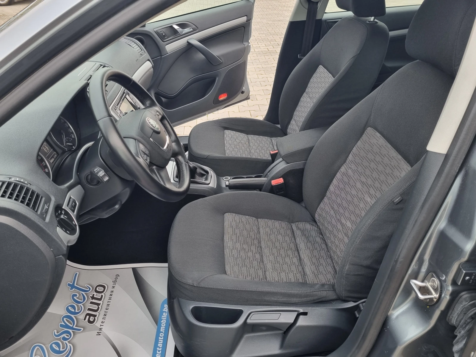 Skoda Octavia 1.6TDi-105кс 2013г. EURO 5B= ОБСЛУЖЕН - изображение 8