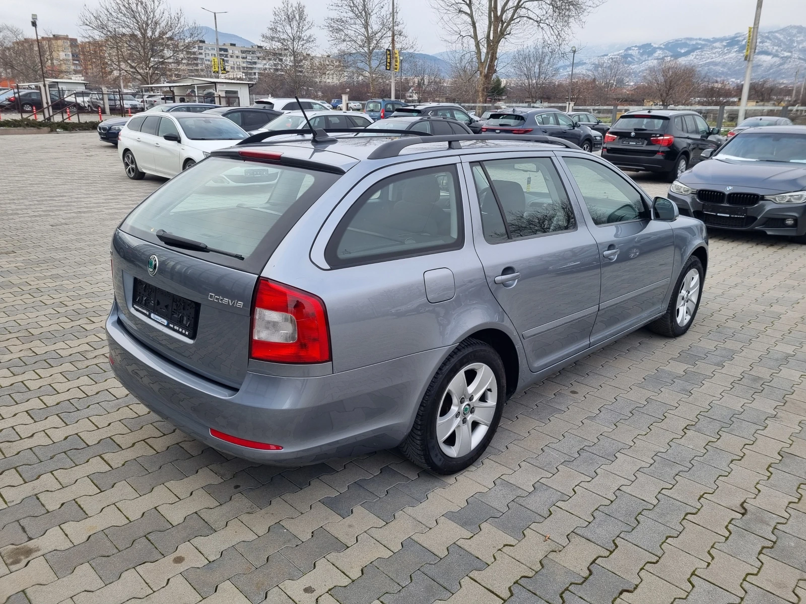 Skoda Octavia 1.6TDi-105кс 2013г. EURO 5B= ОБСЛУЖЕН - изображение 6