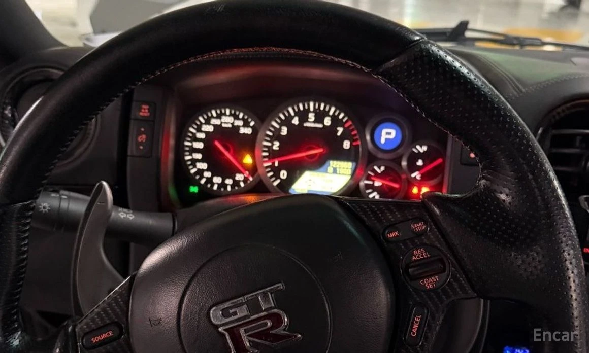 Nissan Gt-r  - изображение 8