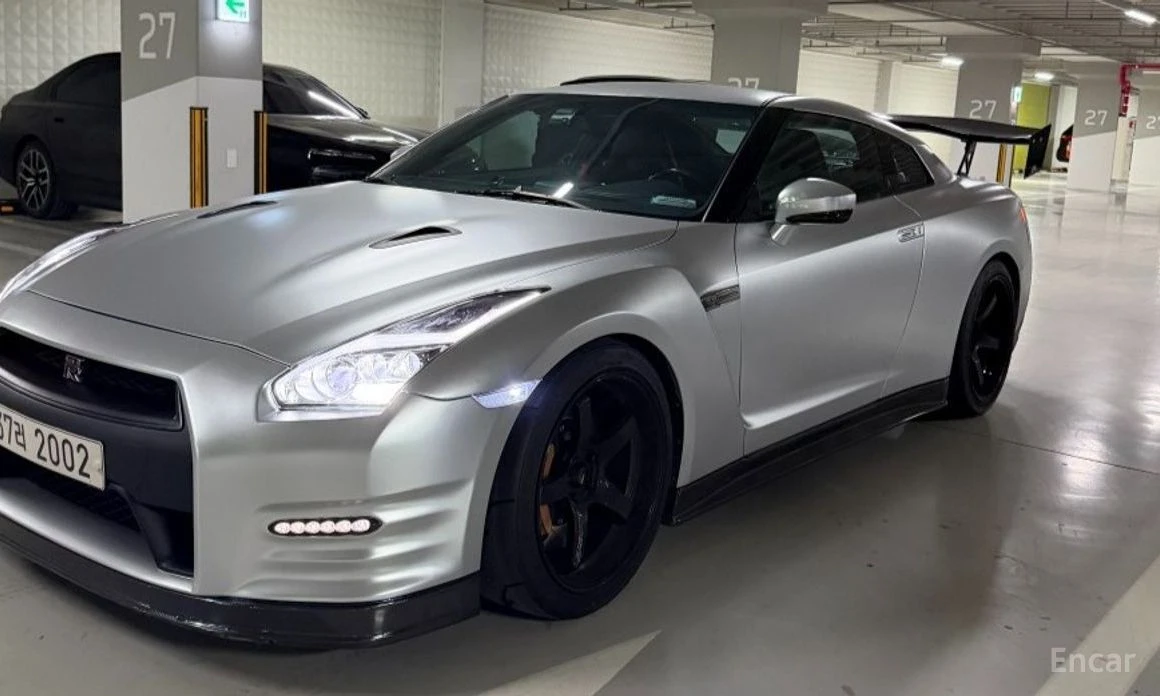 Nissan Gt-r  - изображение 3