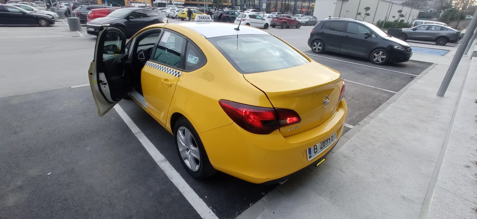 Opel Astra 1, 4 Ti LPG 144к.с., снимка 5 - Автомобили и джипове - 53811299