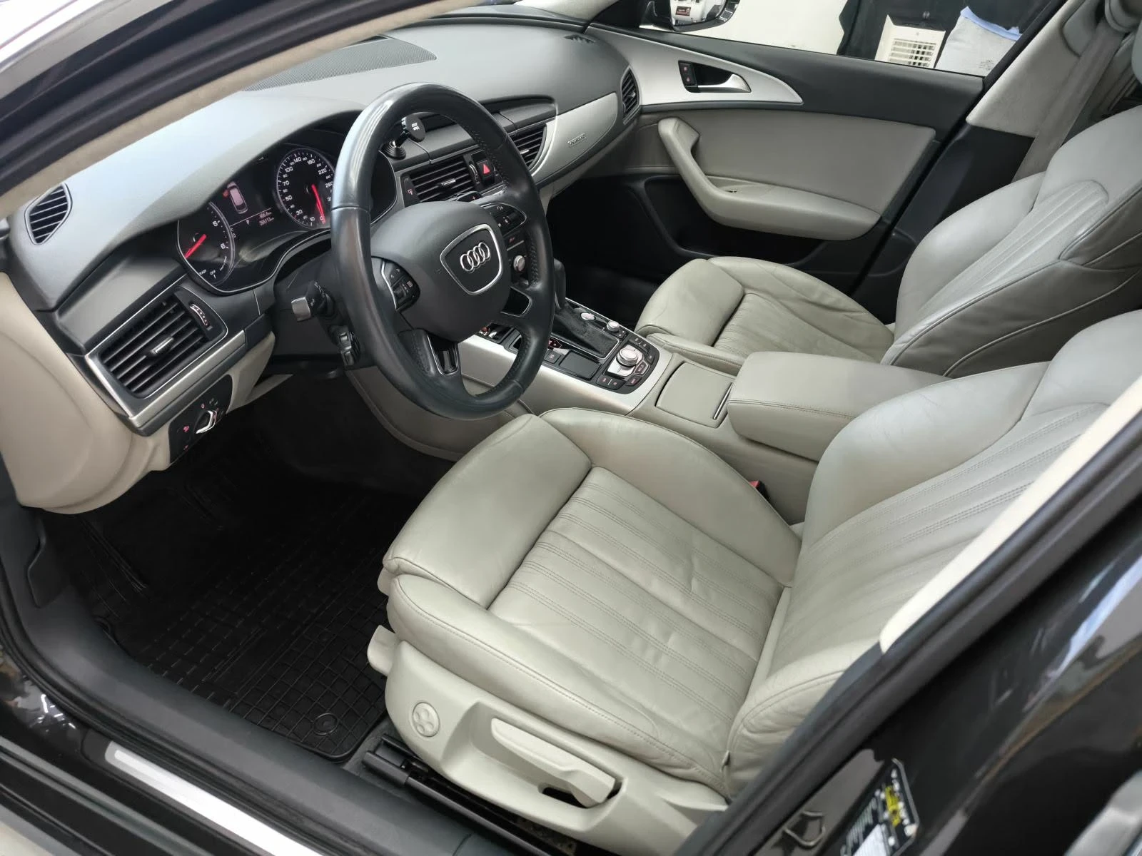 Audi A6, снимка 8 - Автомобили и джипове - 53914681