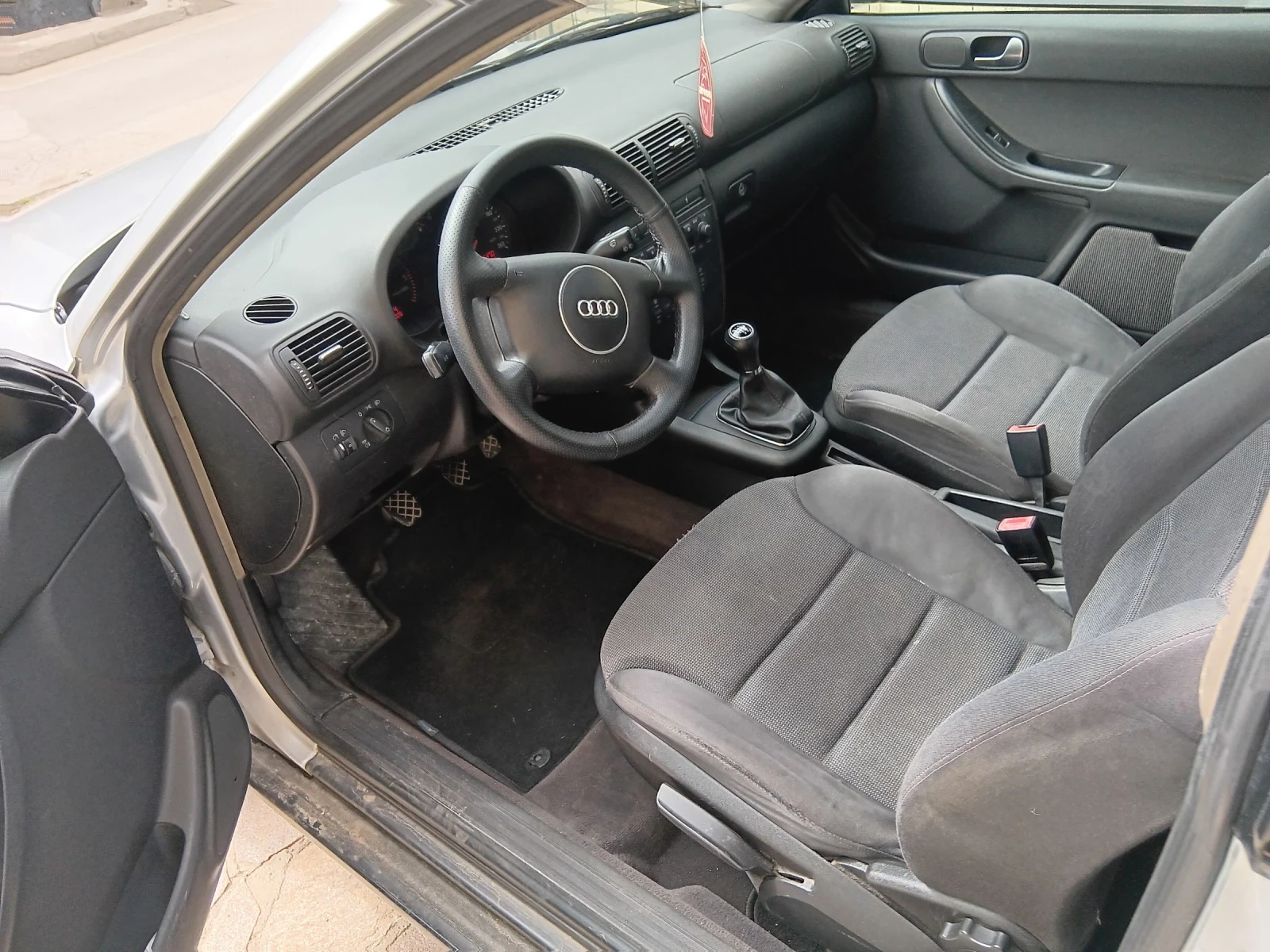 Audi A3 8l facelift обслужена, снимка 3 - Автомобили и джипове - 53985186