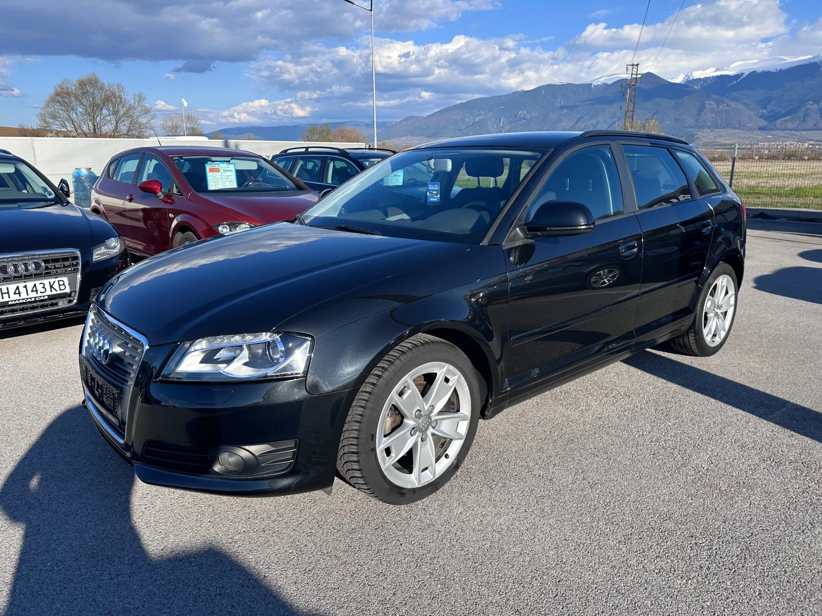 Audi A3 2.0 TDI Топ състояние ! Facelift!, снимка 2 - Автомобили и джипове - 54101757