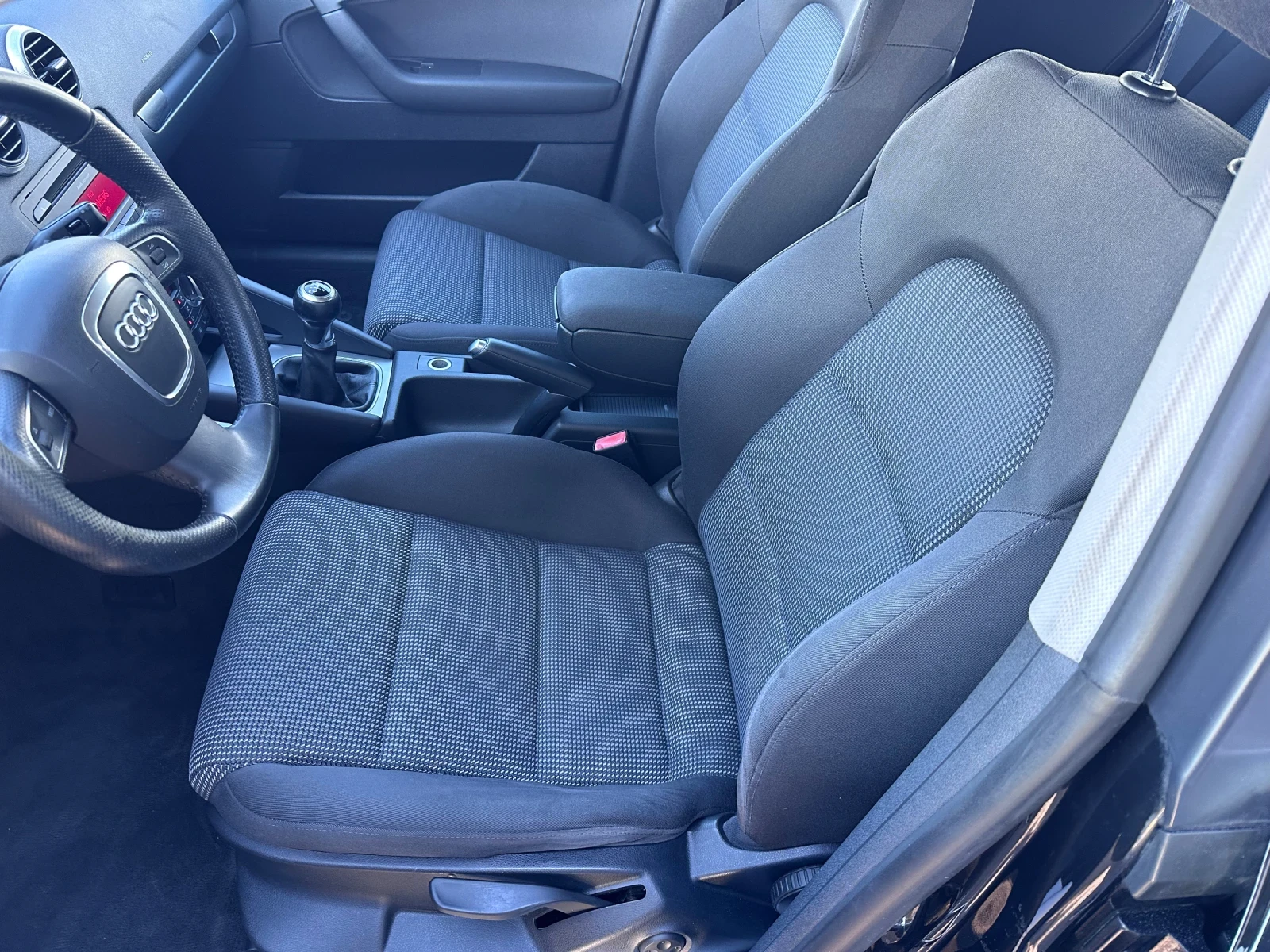 Audi A3 2.0 TDI Топ състояние ! Facelift!, снимка 11 - Автомобили и джипове - 54101757