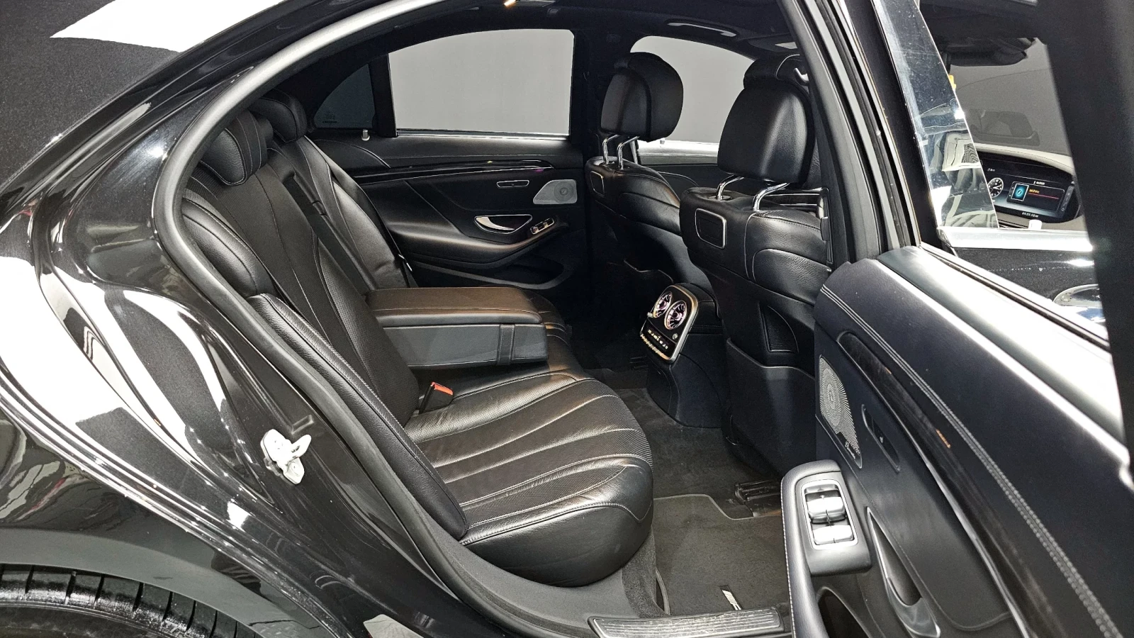 Mercedes-Benz S 350 4MATIC* BURMESTER* ОБДУХВАНЕ* 360 КАМЕРИ, снимка 8 - Автомобили и джипове - 54149653