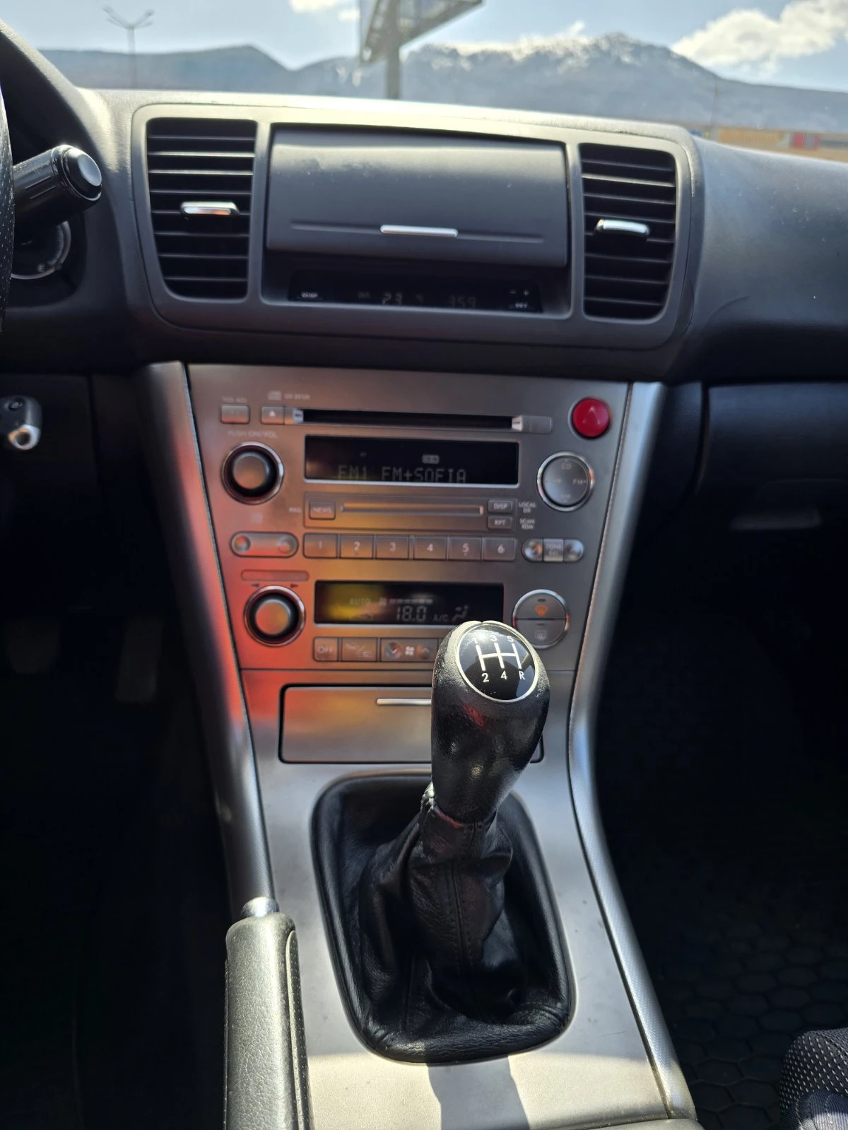 Subaru Legacy 2.5i 4X4 БЕЗ РЪЖДИ, снимка 13 - Автомобили и джипове - 54228495