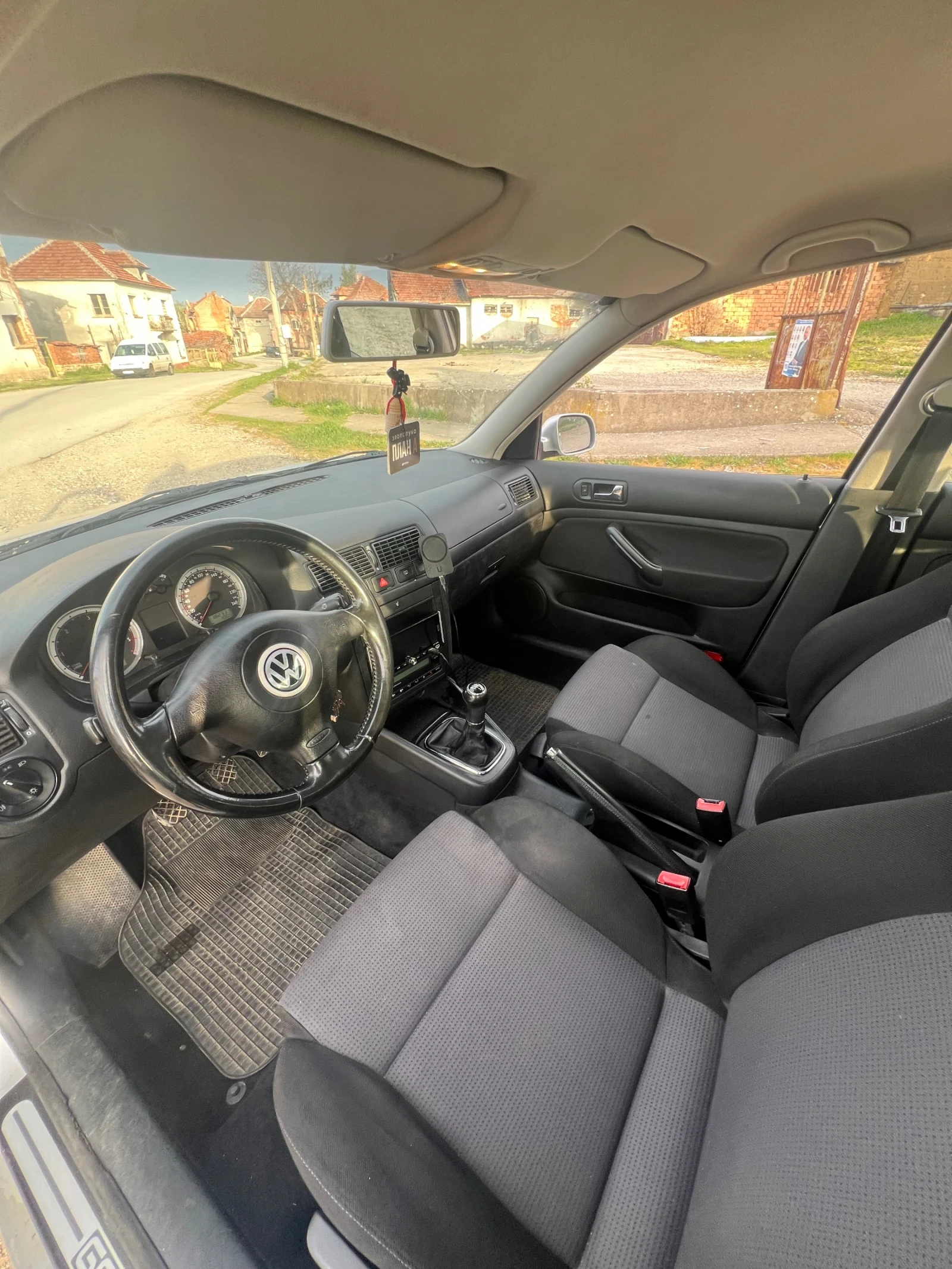 VW Golf, снимка 6 - Автомобили и джипове - 54280115