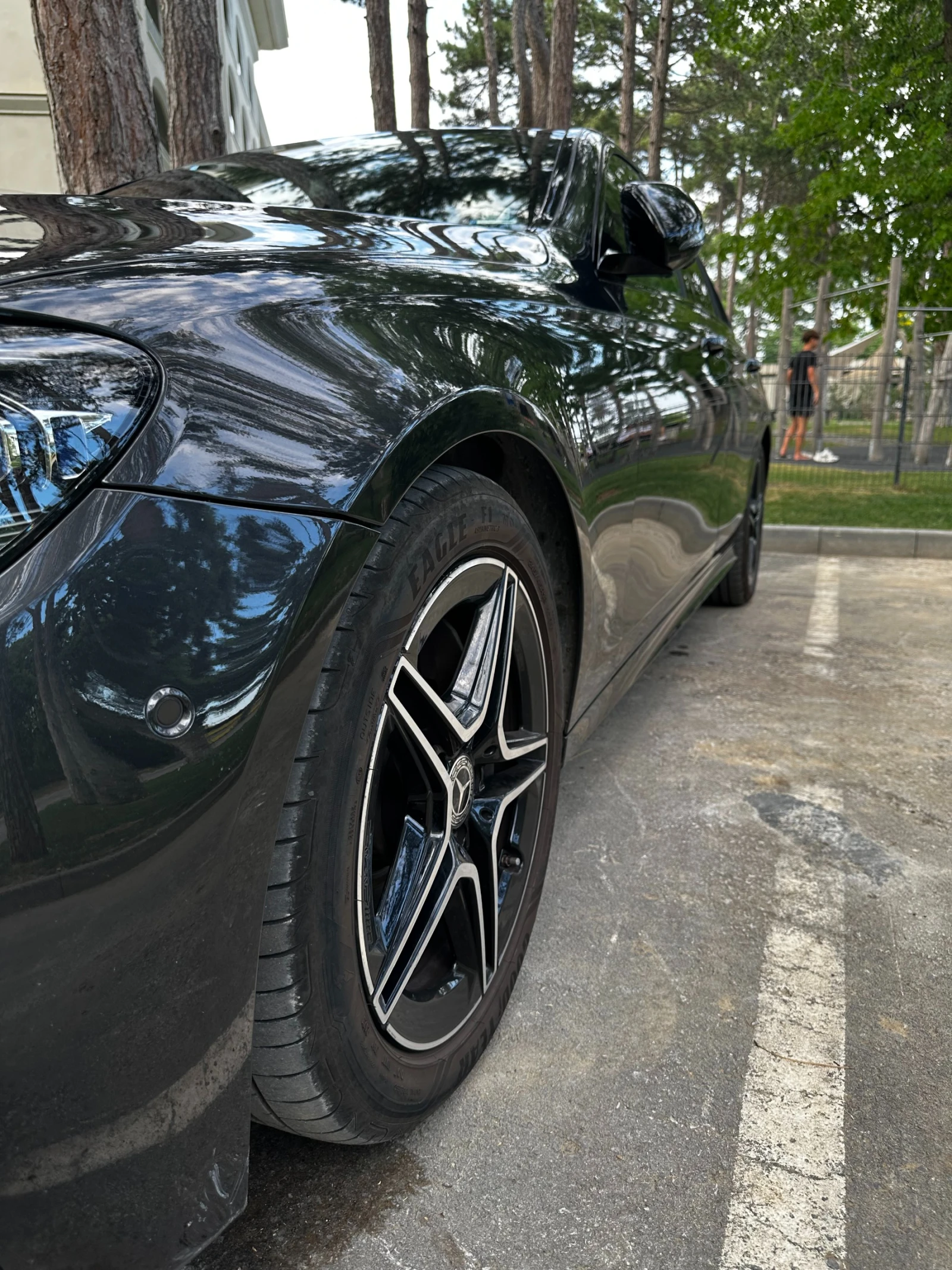 Mercedes-Benz E 200 AMG Line, снимка 8 - Автомобили и джипове - 55135099